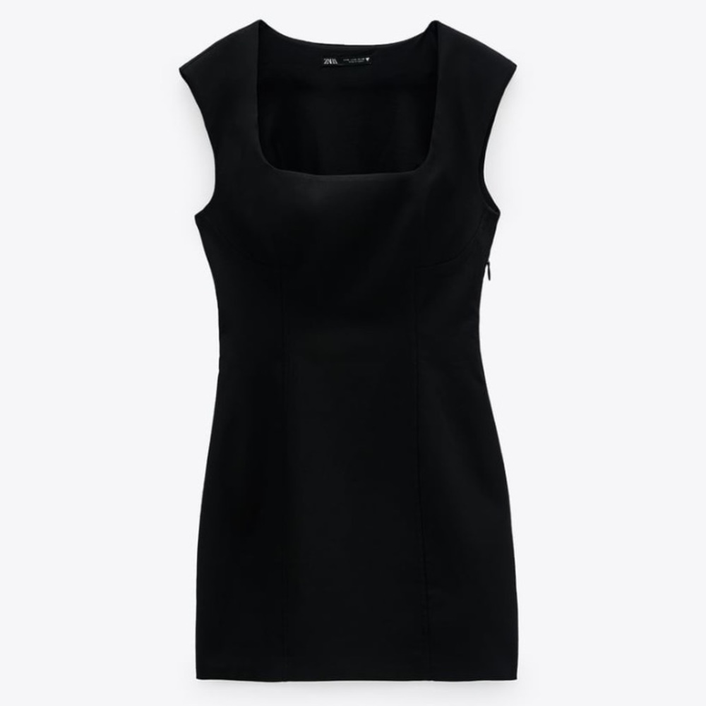 NWT fitted dress in black
